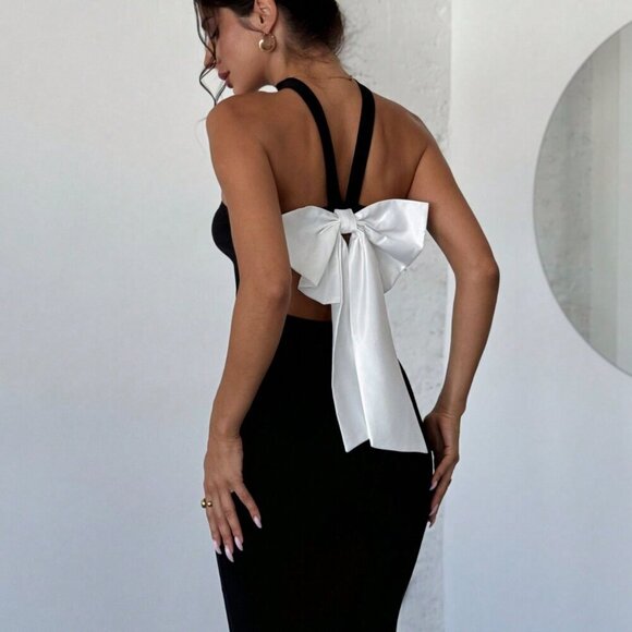 Black And White Elegant Women's Romantic Backless Contrast Bow Tie Dress - Picture 6 of 6
